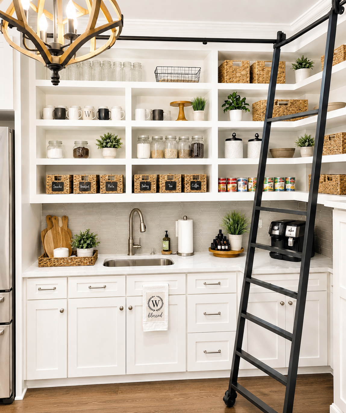 Beautifully organized pantry — after QOS.living session